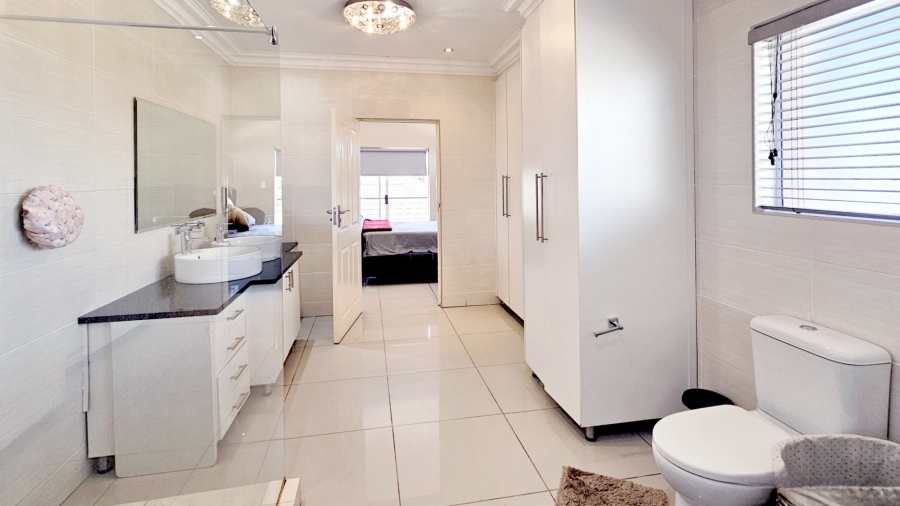 4 Bedroom Property for Sale in Shellyvale Free State